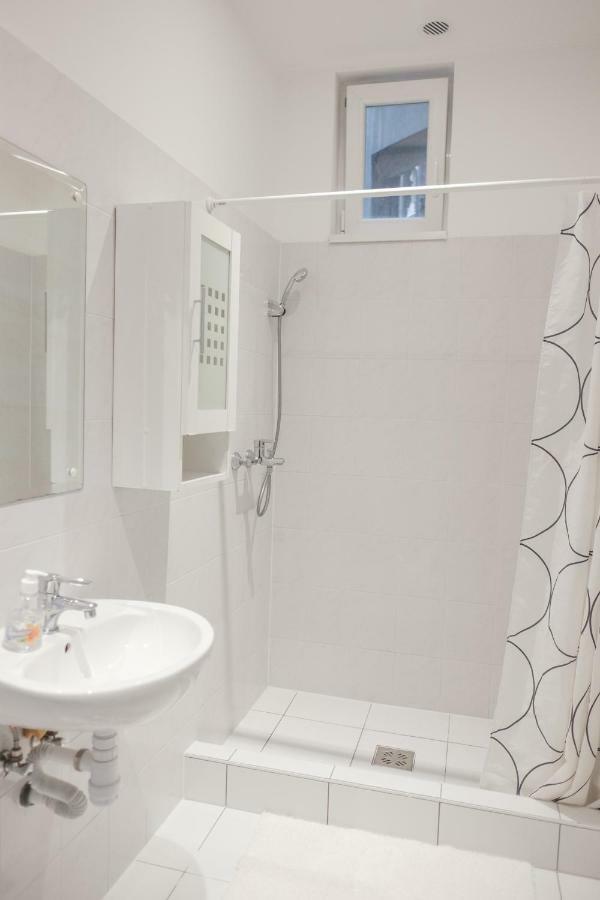 Apartmán Jozsef Krt 3br - Near Corvin *